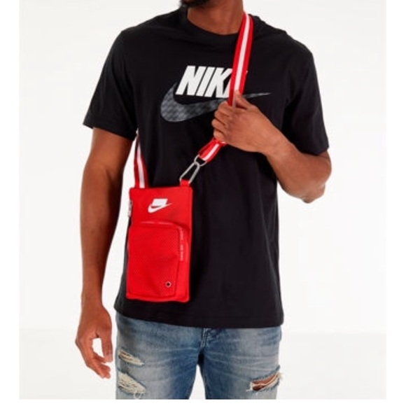 Nike Sport Small Items Crossbody Bag 